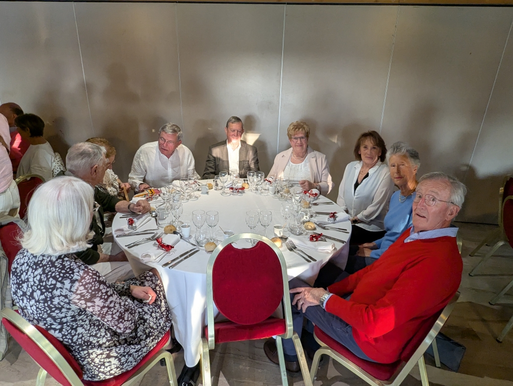 PXL 20250410 175428141