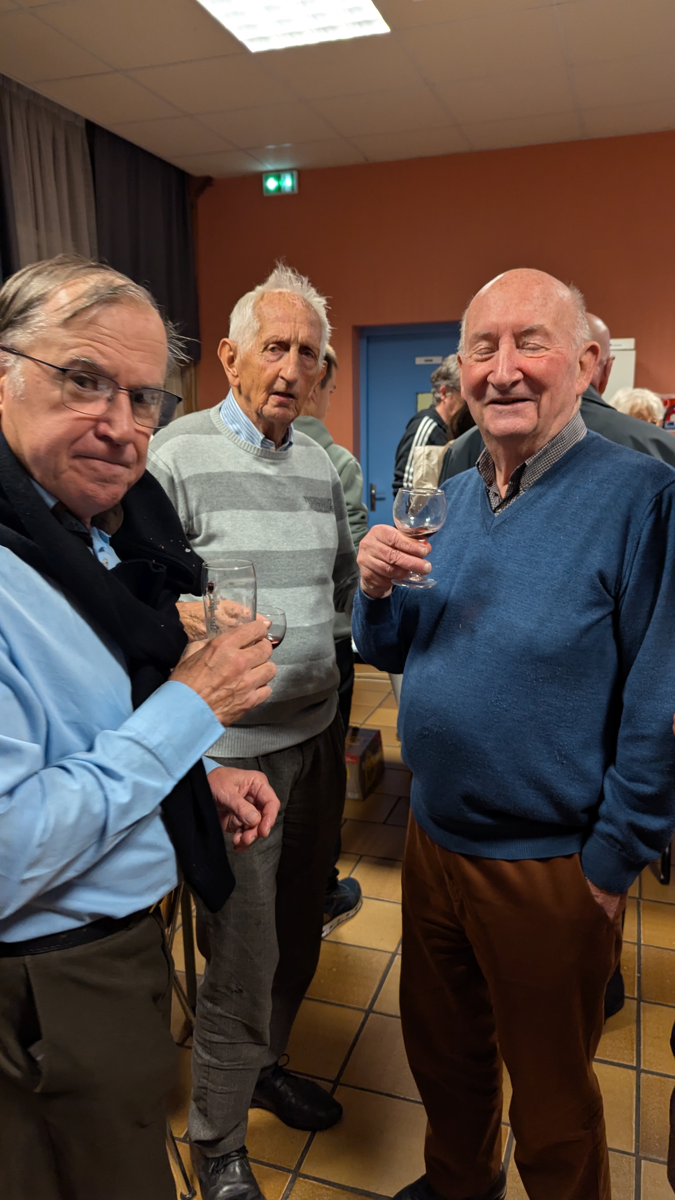 PXL 20251111 175508579