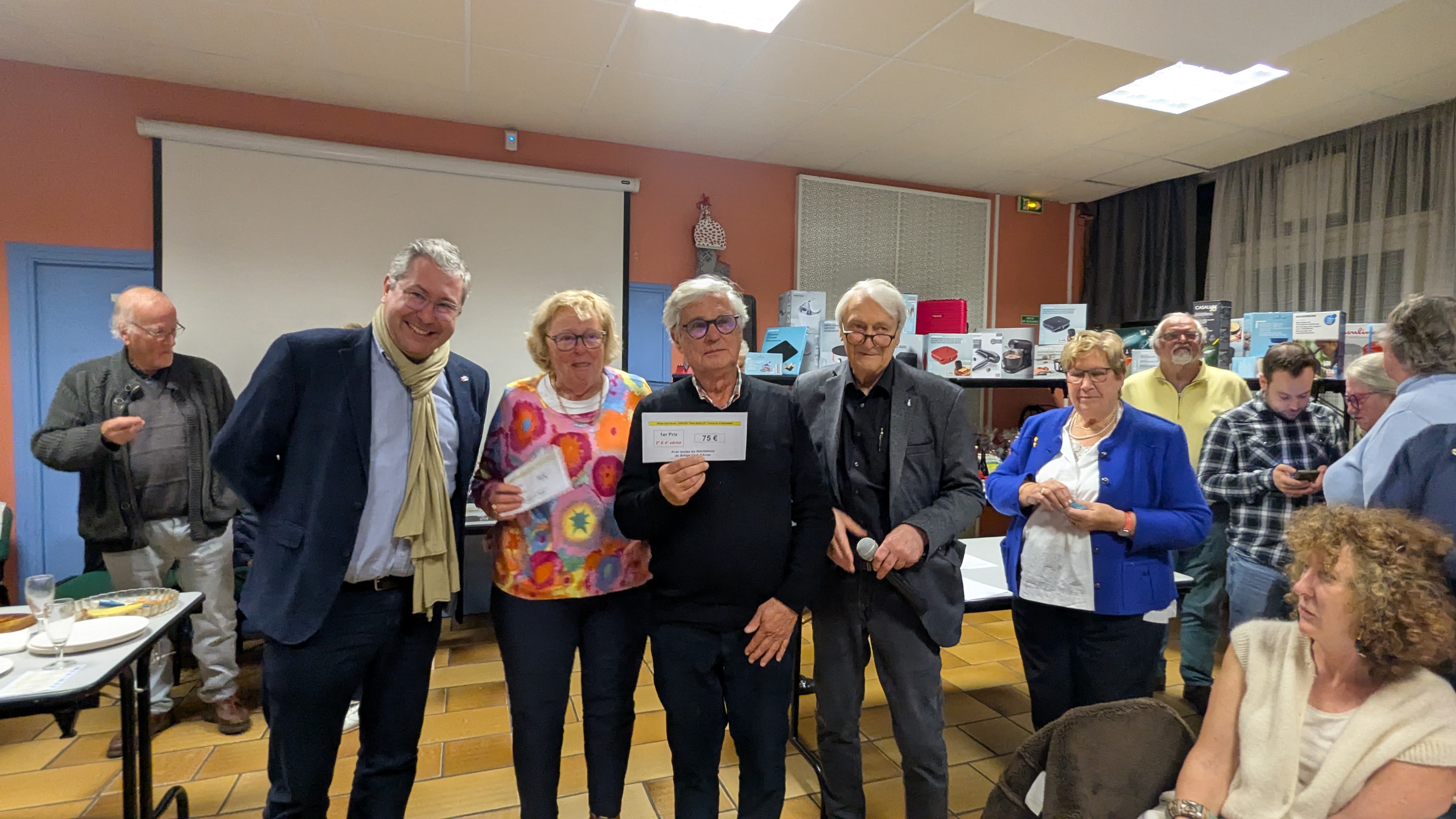 PXL 20251111 180717935