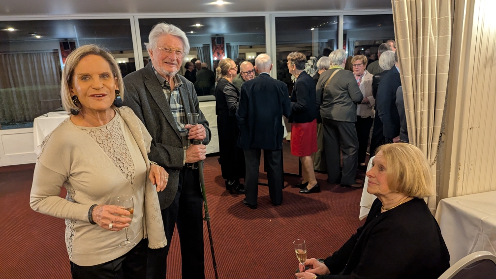 PXL 20260327 190946067