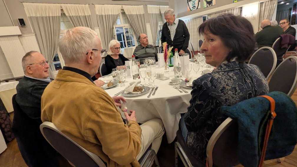 PXL 20260327 193214592