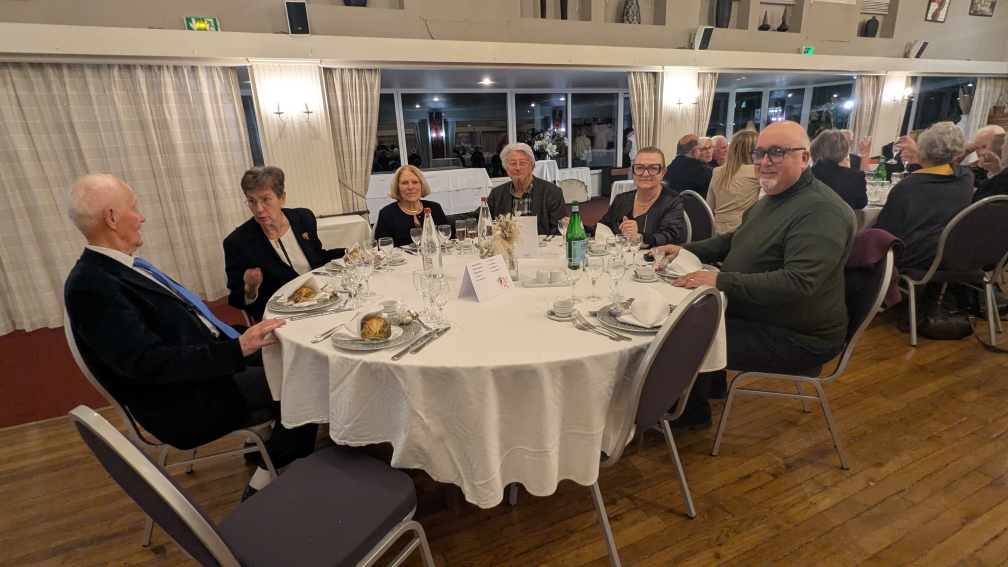 PXL 20260327 193258042