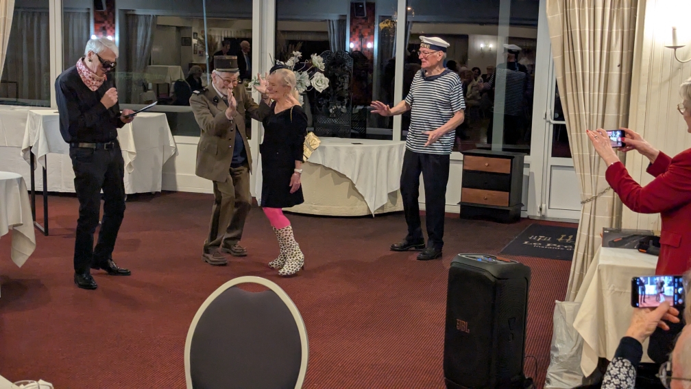 PXL 20260327 195524279