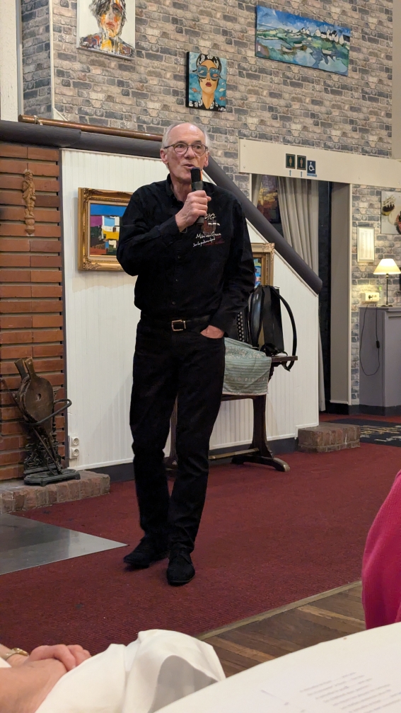 PXL 20260327 213431333