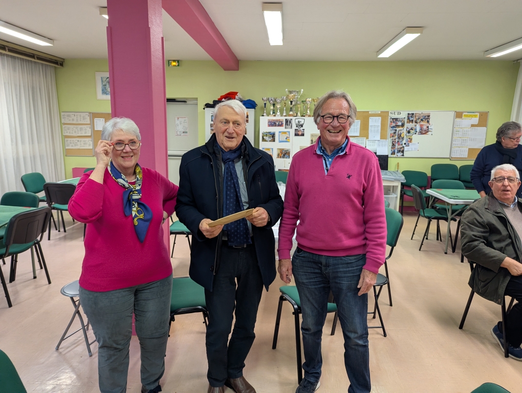 PXL 20251211 171410700